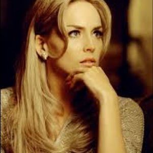 Meet your Posher, Linda